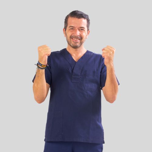 Dr. Mariano López Bejarano, dentista y Endodoncista en Clínica dental Las Camelias.